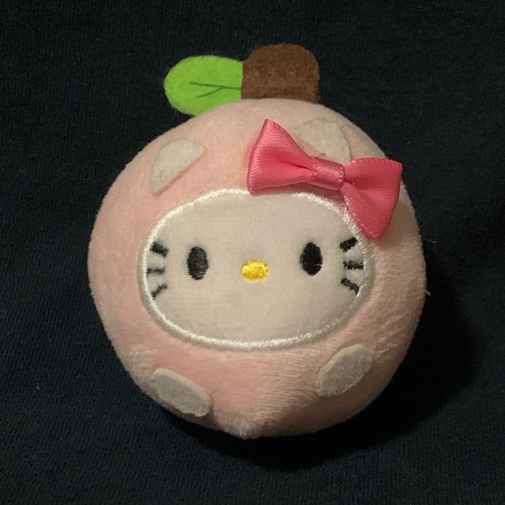 Hello Kitty Apple Ball Mini Plush 2”